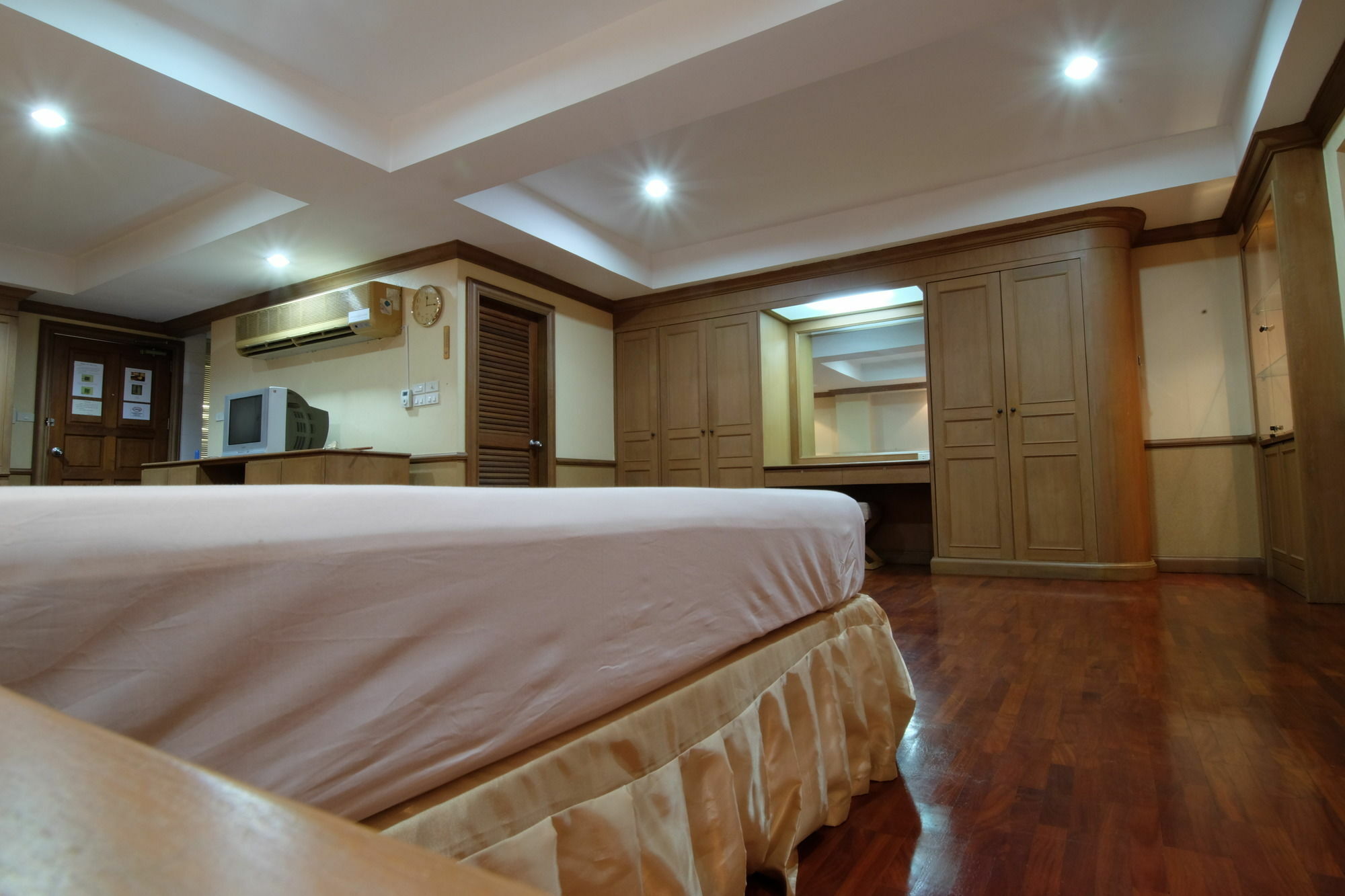Alameda Suites Hotel Bangkok Ngoại thất bức ảnh